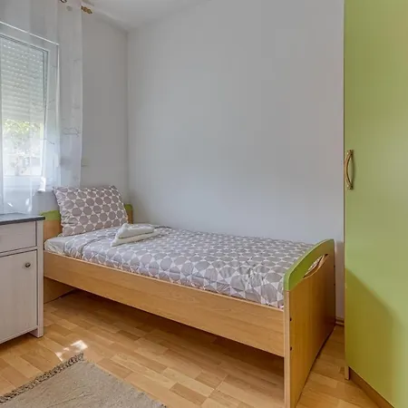 Πανσιόν Mara 3*